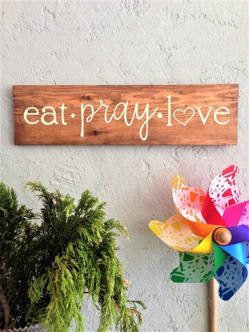 Decoratiune de perete, Eat Pray Love, 15x55x1.8 cm, Nuc deschis