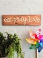 Decoratiune de perete, Eat Pray Love, 15x55x1.8 cm, Nuc deschis