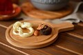Tablă de prezentare a alimentelor din bambus, Hermia, 126MBM1116, Maro