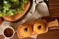 Tablă de prezentare a alimentelor din bambus, Hermia, 126MBM1119, Maro