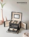 Cutie de bijuterii cu 3 etaje Songmics, 17.5x13.5x12 cm, MDF/piele ecologica/catifea, negru