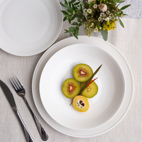 Serviciu de masa 18 piese Linea, Ambition, portelan, alb