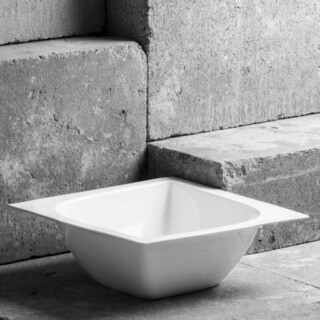 Alb, Bol 25.7x25.4x8.7 cm