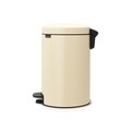 Cos de gunoi cu pedala, Brabantia, Icon Almond, 12 L, inox, crem