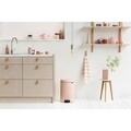 Cos de gunoi cu pedala, Brabantia, Icon Clay Pink, 20 L, inox, roz