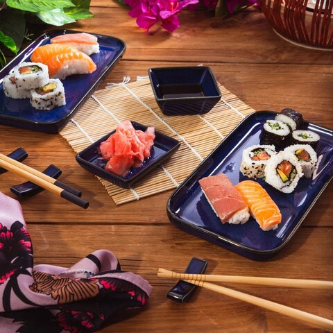 Set pentru sushi 8 piese Okinava, Homla, pentru 2 persoane, 28x26.5 cm, ceramica/bambus, albastru