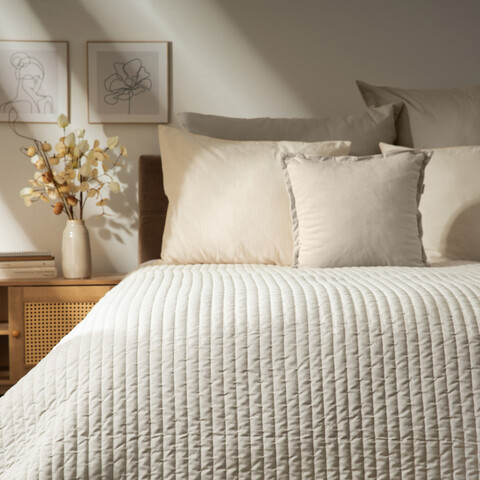 Cuvertura de pat Bristles, Homla, 200x220 cm, poliester, bej