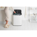 Cos de gunoi cu soft touch, Brabantia, Bo Touch, 60 L, 31.2x54.5x65.6 cm, otel, alb