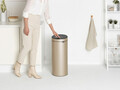 Cos de gunoi cu soft touch, Brabantia, Touch New Metallic, 30 L, 32x29.5x72 cm, otel, auriu