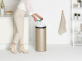 Cos de gunoi cu soft touch, Brabantia, Touch New Metallic, 30 L, 32x29.5x72 cm, otel, auriu