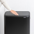 Cos de gunoi cu soft touch, Brabantia, Bo Touch Matt, 60 L, 31.2x54.5x81.5 cm, otel, negru mat