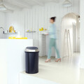 Cos de gunoi cu soft touch, Brabantia, Matt, 60 L, 40x40x71 cm, otel, negru mat/argintiu