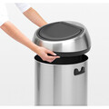 Cos de gunoi cu soft touch, Brabantia, Matt, 60 L, 40x40x71 cm, otel, negru mat/argintiu