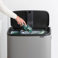 Cos de gunoi cu soft touch, Brabantia, Bo Touch Mineral, 60 L, 31.2x54.5x81.5 cm, otel, gri