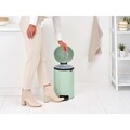 Cos de gunoi cu pedala, Brabantia, NewIcon Jade Green, 12 L, 33.8x25.1x41.1 cm, otel, verde jad