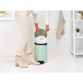 Cos de gunoi cu pedala, Brabantia, NewIcon Jade Green, 12 L, 33.8x25.1x41.1 cm, otel, verde jad