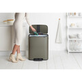 Cos de gunoi cu pedala, Brabantia, Bo Pedal Platinum, 60 L, 36.3x54.1x65.2 cm, otel, gri inchis