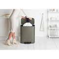 Cos de gunoi cu pedala, Brabantia, Bo Pedal Platinum, 60 L, 36.3x54.1x65.2 cm, otel, gri inchis