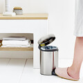 Cos de gunoi cu pedala, Brabantia, NewIcon Matt , 3 L, 23.5x16.8x26.4 cm, otel, argintiu
