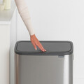 Cos de gunoi cu soft touch, Brabantia, Bo Touch Matt Fingerprint Proof, 2x30 L, 31.2x54.5x65.6 cm, otel, argintiu