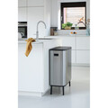 Cos de gunoi cu soft touch, Brabantia, Bo Touch Matt Fingerprint Proof, 2x30 L, 31.2x54.5x81.5 cm, otel, argintiu