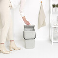 Cos de gunoi, Brabantia, Sort&Go, 25 L, 34.5x26.8x40.1 cm, polipropilena, gri deschis