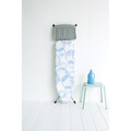 Masa de calcat, Brabantia B, PerfectFlow Bubbles, 124x38 cm, 7 pozitii de reglare, cu suport statie de calcat, polipropilena/otel/bumbac