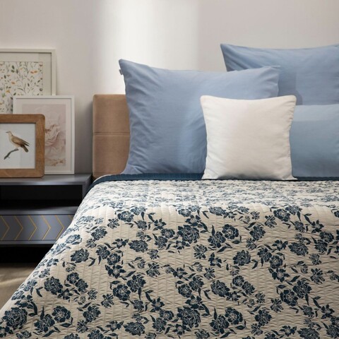 Cuvertura de pat matlasata Modern Hamptons, Homla, 200x220 cm, poliester, alb/albastru