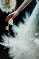 Tablou decorativ Dancing -A, Mauro Ferretti, 72x102 cm, lemn de pin/canvas pictat si lacuit, multicolor