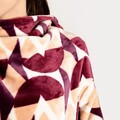 Patura tip hanorac cu maneci si gluga Cherry Chic, Homla, 130x170 cm, poliester, multicolor