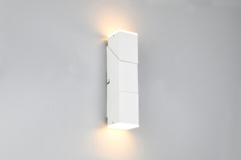 Aplica de perete Raglan, TRIO, 5x8x17 cm, 3.8W, 2x SMD, metal, alb mat