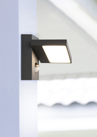 Aplica de perete pentru exterior cu senzor Horton, TRIO, 15x12 cm, 8W, 1x SMD, aluminiu, antracit