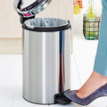 Cos de gunoi cu pedala, Brabantia, NewIcon Fingerprint Proof, 12 L, 33.8x25.1x41.1 cm, otel, argintiu
