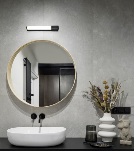 Aplica de perete Piera, TRIO, 41.5x5.5 cm, 8W, 1x SMD, plastic, negru mat/alb