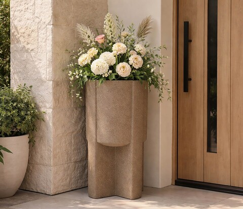 Vaza decorativa, Mauro Ferretti, Moai Outdoor, 39x80.5 cm, polirasina, maro