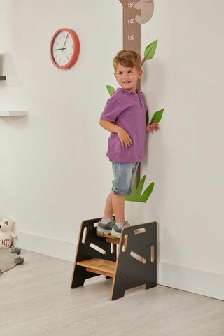 Scaun pentru copii, Hanah Home, Step Stool, 34x39x39 cm, Negru / Natural
