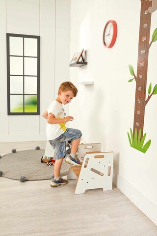 Scaun pentru copii, Hanah Home, Step Stool, 34x39x39 cm, Alb / Natural