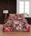 Lenjerie de pat dubla King (EU) (ES), 3 piese, L'essentiel Maison, 470, Maro / Roșu / Roz / Verde