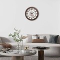 Ceas de perete decorativ, Hisar Sail, Dimensiune: 40 x 40 cm, Maro