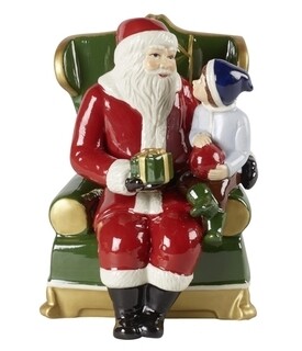 Decoratiune Santa on armchair