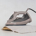 Fier de calcat Berlinger Haus, Taupe, 2200W, 300 ml, taupe mat