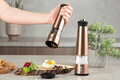 Set 2 rasnite electrice pentru sare/piper Berlinger Haus, Rose Gold, inox/ceramica, roz/negru