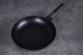 Tigaie Berlinger Haus, Primal Gloss, 28 cm, 2.4 L, aluminiu forjat, negru