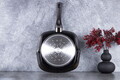 Tigaie grill Berlinger Haus, Shiny Black, 28 cm, 2.1 L, aluminiu forjat, negru