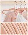 Set 50 umerase copii catifelate, Songmics, antialunecare, max 3 kg, roz deschis/carlige rose gold