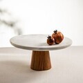 Platou cu picior pentru tort Marble, Homla, 28x13 cm, marmura/lemn, alb/natur