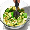 Ustensila 2-in-1 pentru avocado, plastic, 