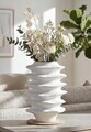 Vaza decorativa, Mauro Ferretti, Wavy Band Pattern, 25.5x35.5 cm, polirasina, alb