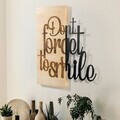 Decoratiune de perete, Ebedi Nakıs -1, Metal, Rama din lemn (grosime 3 cm), Natural/Negru