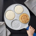 Tigaie pentru clatite, 4 forme Berlinger, Minions Collection, 26 cm, aluminiu turnat, galben/albastru